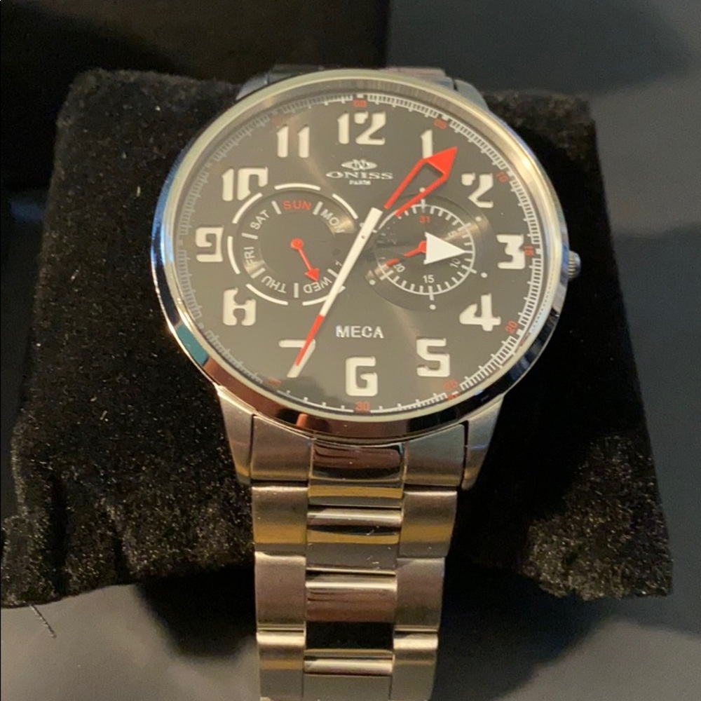 NWOT ONISS PARIS MECA MENS WATCH